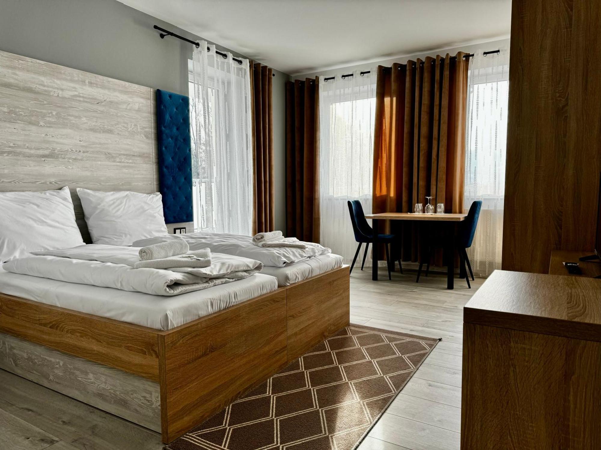 Acko Gurman Hotel Namestovo Ngoại thất bức ảnh