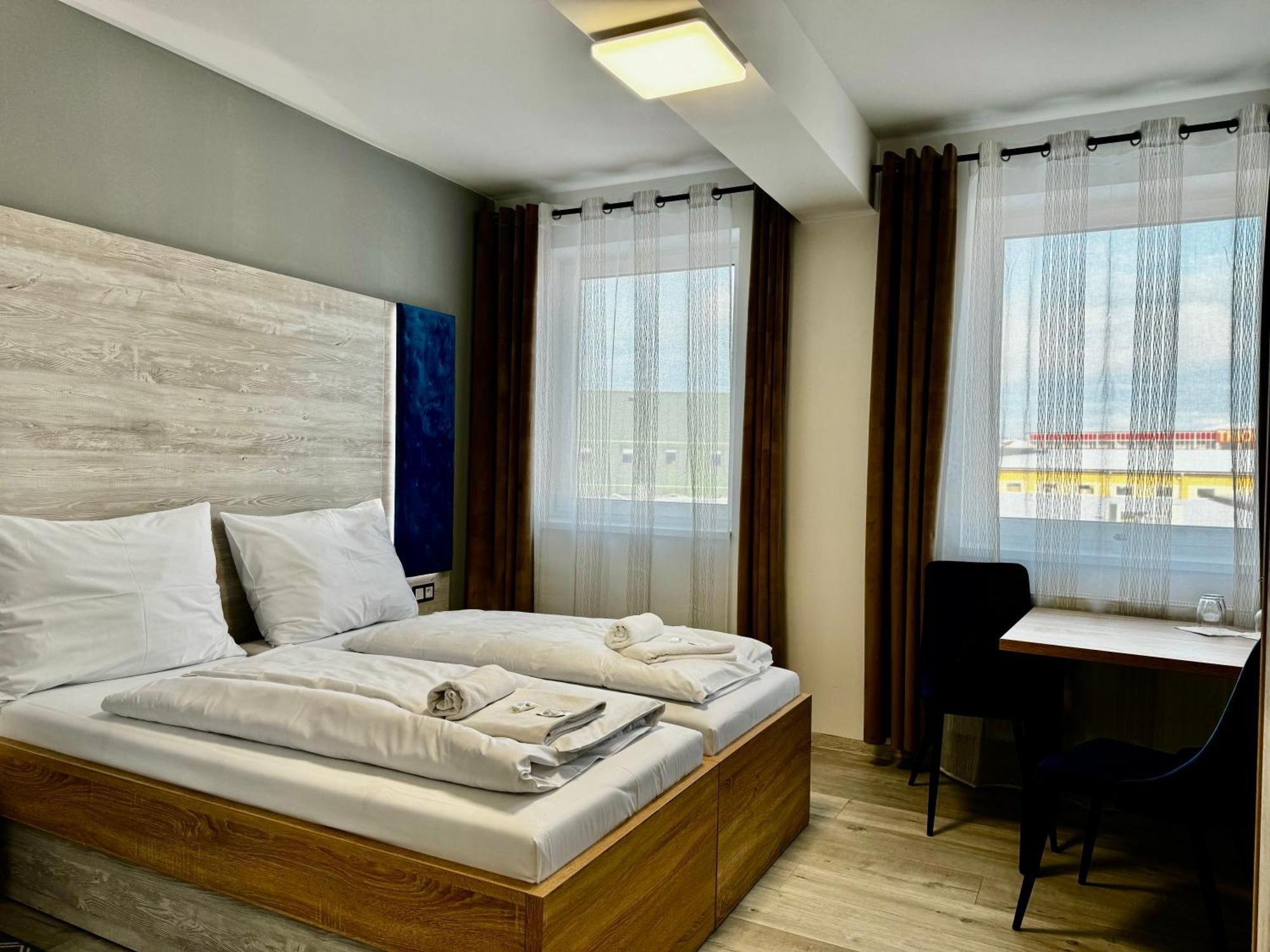 Acko Gurman Hotel Namestovo Ngoại thất bức ảnh